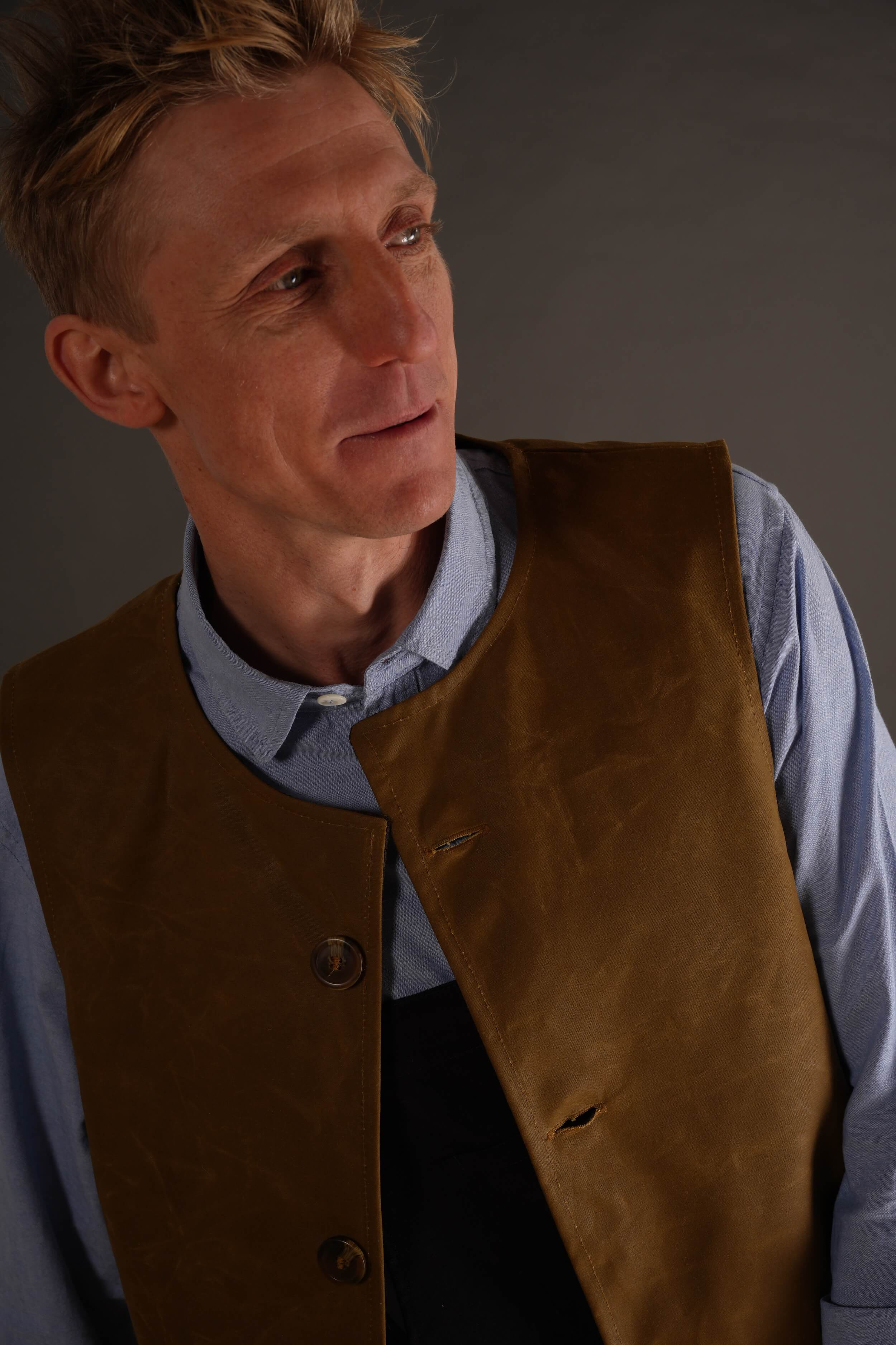Norfolk Waxed Duck Jerkin - Image 8