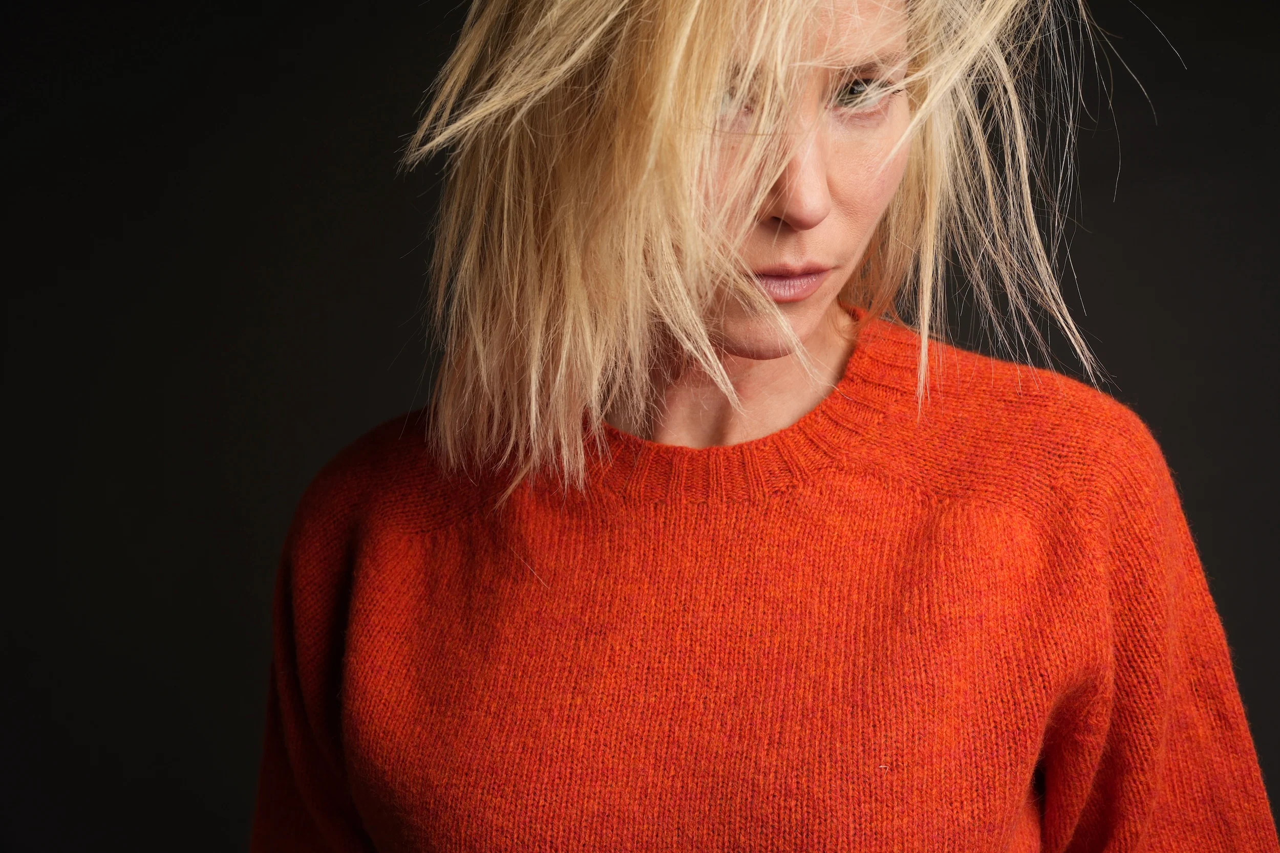 Shetland Lambswool Jumper in Tang - Image 12